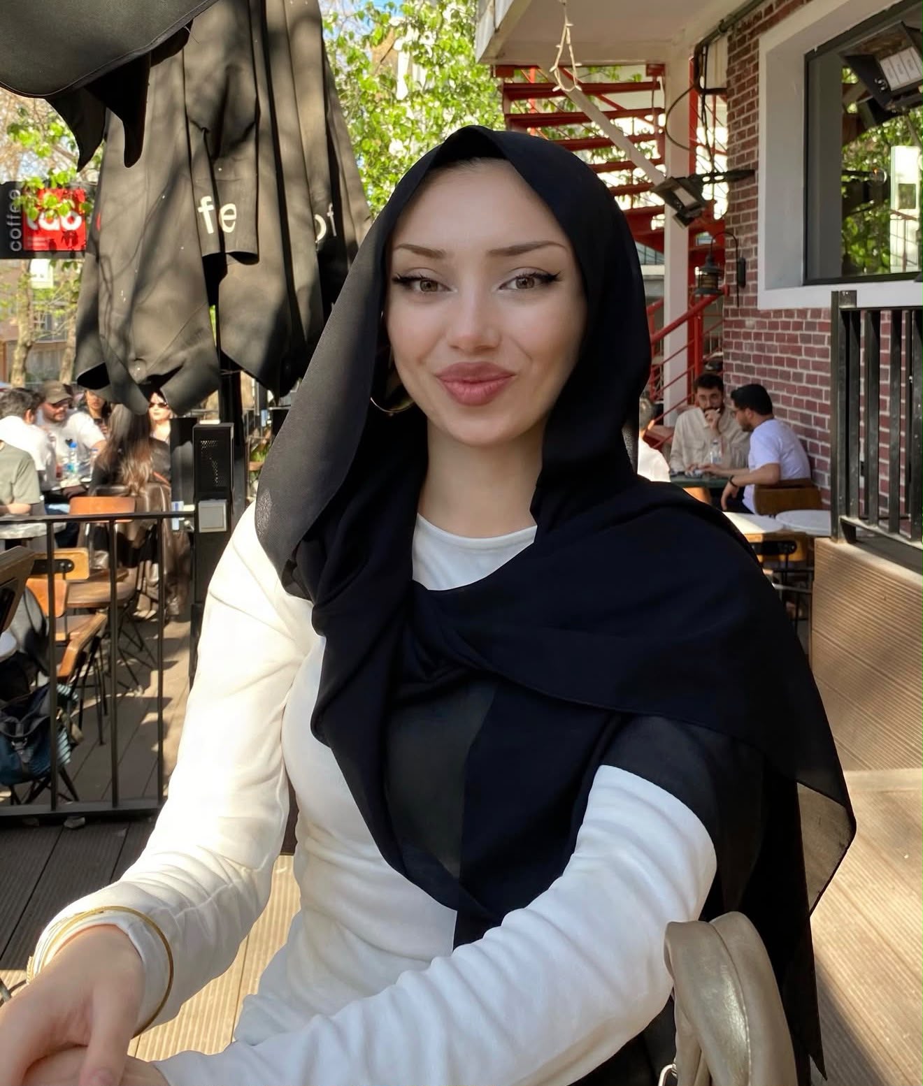 Şeyh Şamil Efsanevi Partner Bayan Escort Zeliha